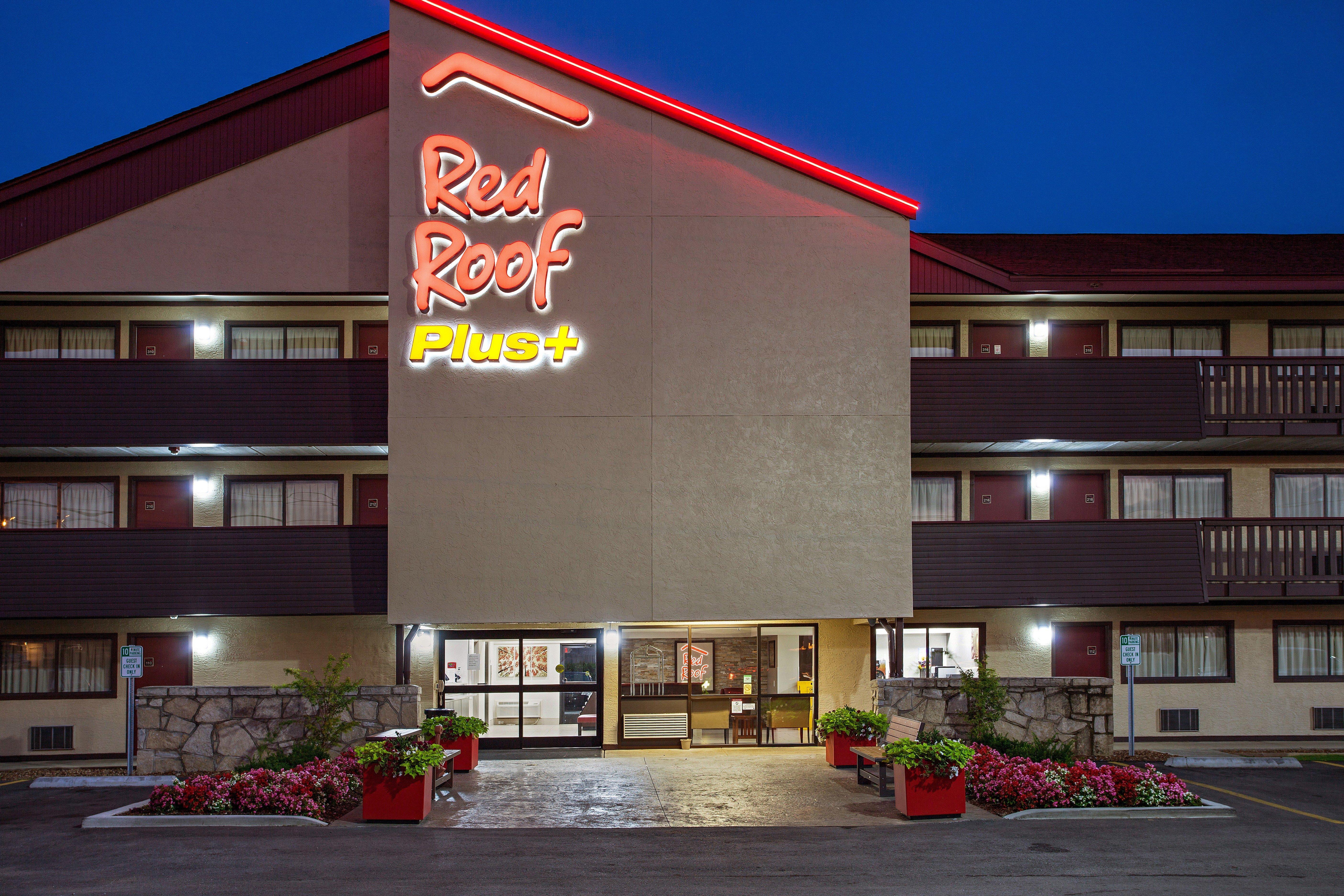 Red Roof Inn Plus+ Nashville Fairgrounds Exterior photo